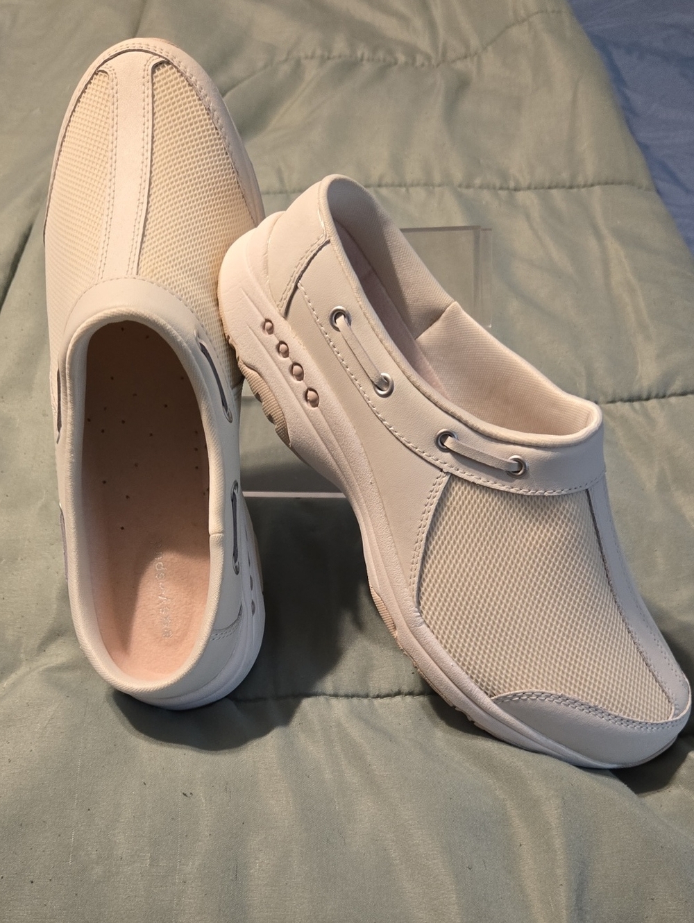 Womens Easy Spirit Mules 11M